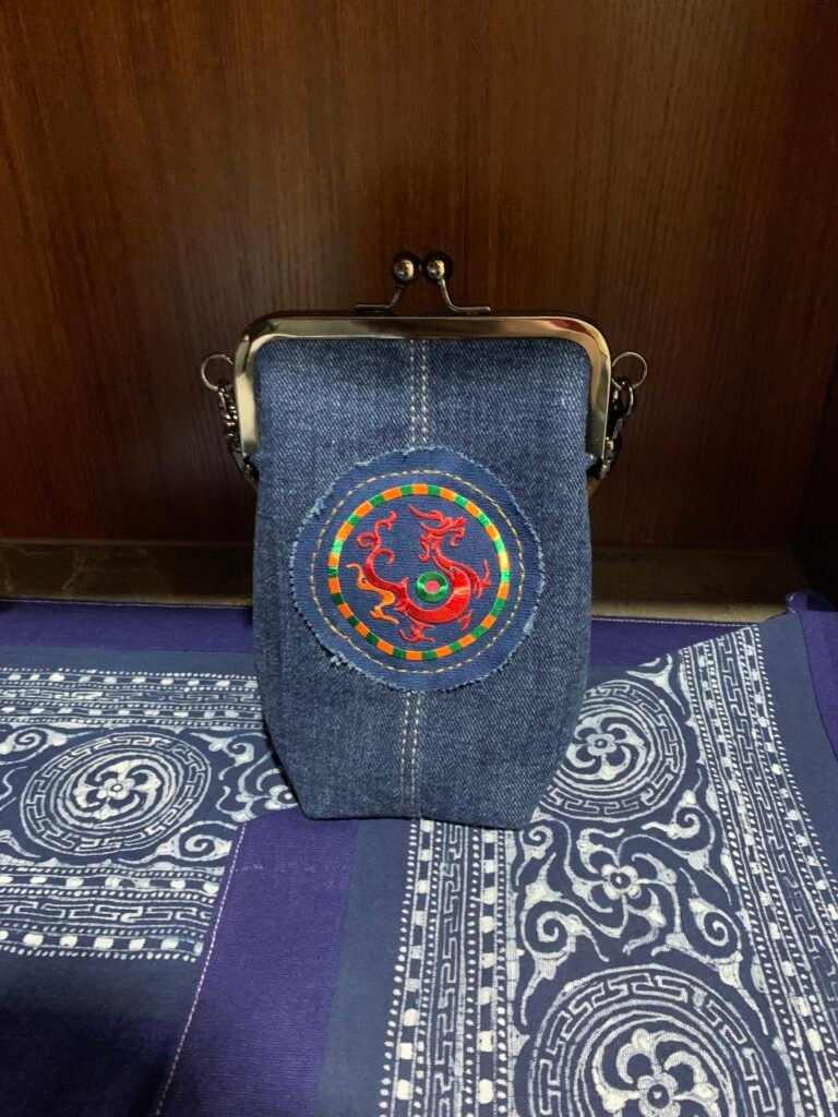 Guizhou Denim Bags with Ethnic Embroidery Handicraft & The tie‑dye canvas tote bag & trinket
